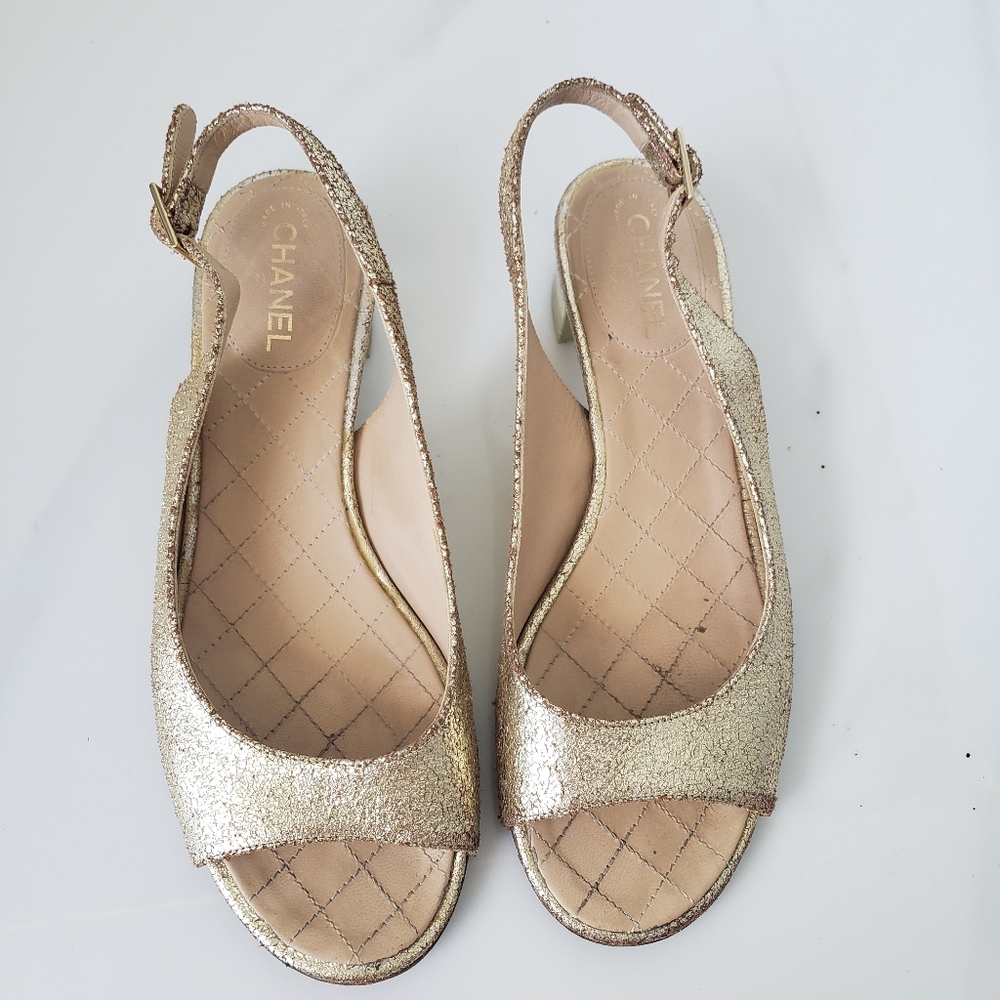 Chanel shoes size 35